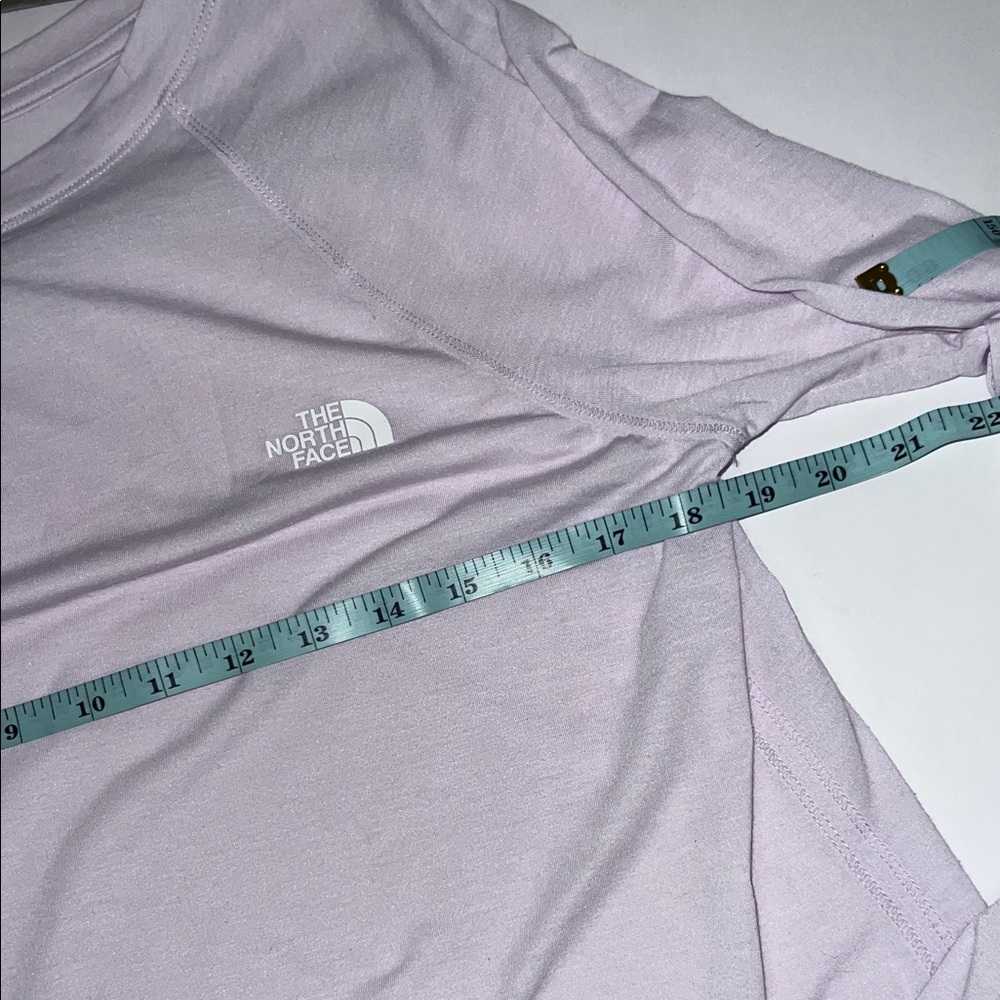 The North Face Pale Lavender Long Sleeve Logo Tee - Picture 5 of 6